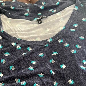 Cable & Gauge Navy Top with Teal and White Design Shark Tooth tail hem